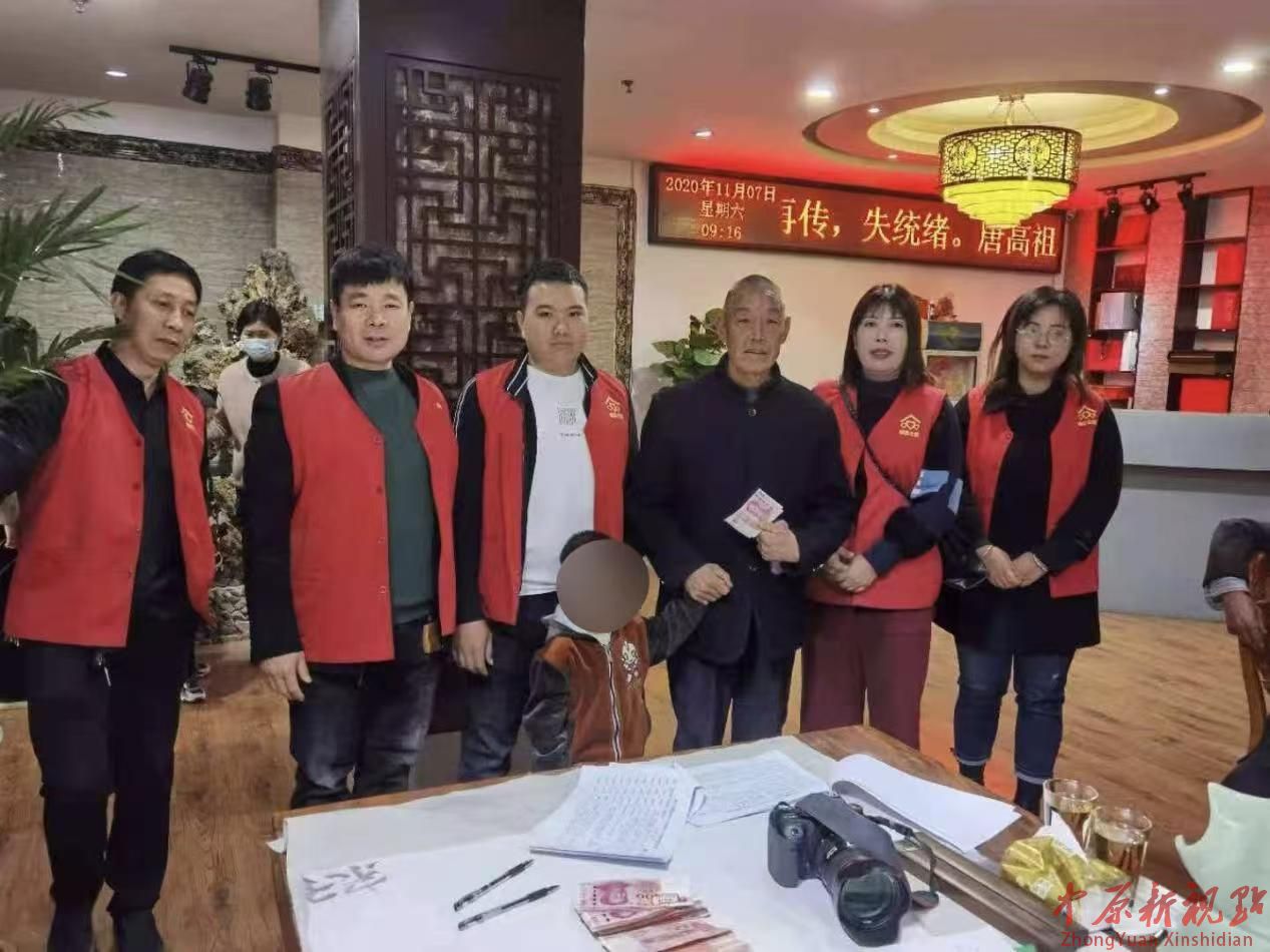 诚信为帆，大爱作桨 ——记鲁山县琴台街道友谊社区“乡土榜样”师慧玲