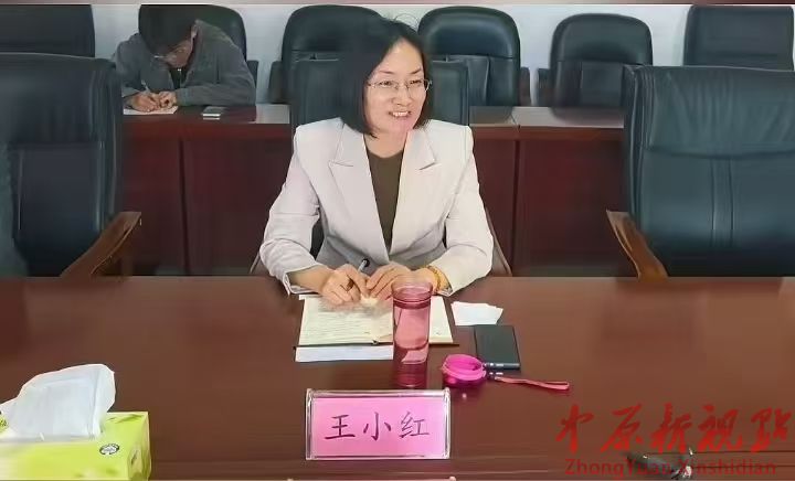 平顶山市农科院到叶县任店镇召开院乡共建座谈会