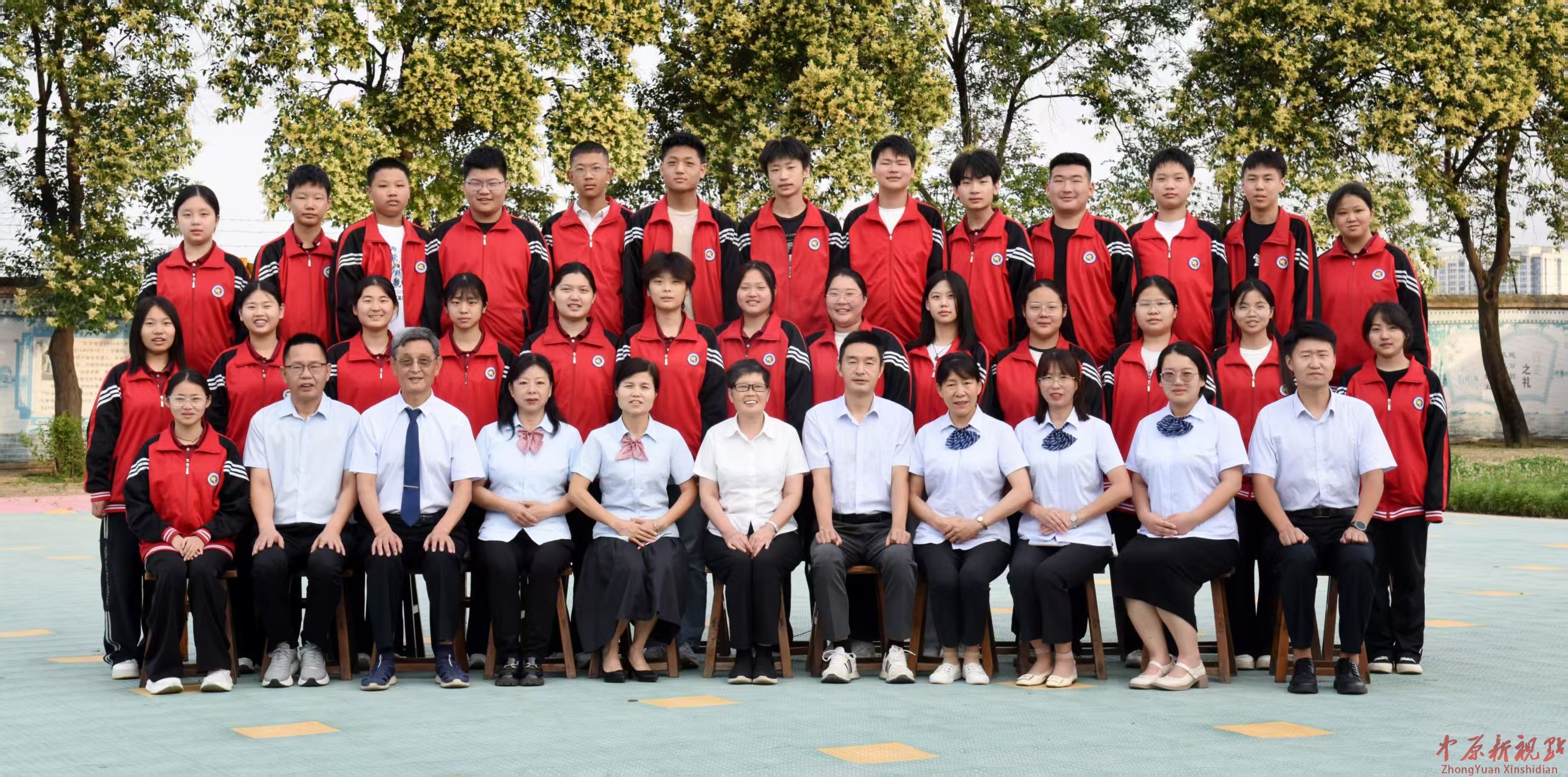 54fb98d62c3f51ad8441cb151847c618.jpg
